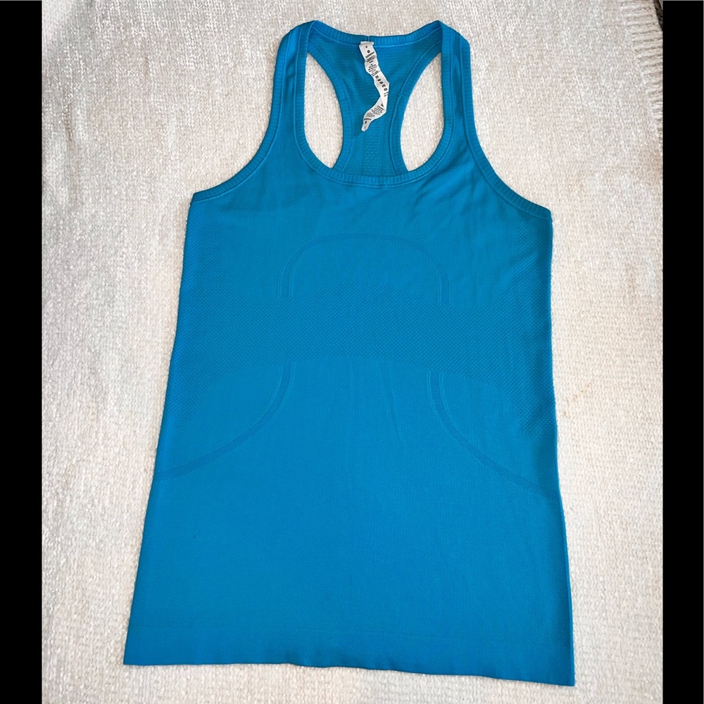 Lululemon Swiftly Racerback (Azure) size 6